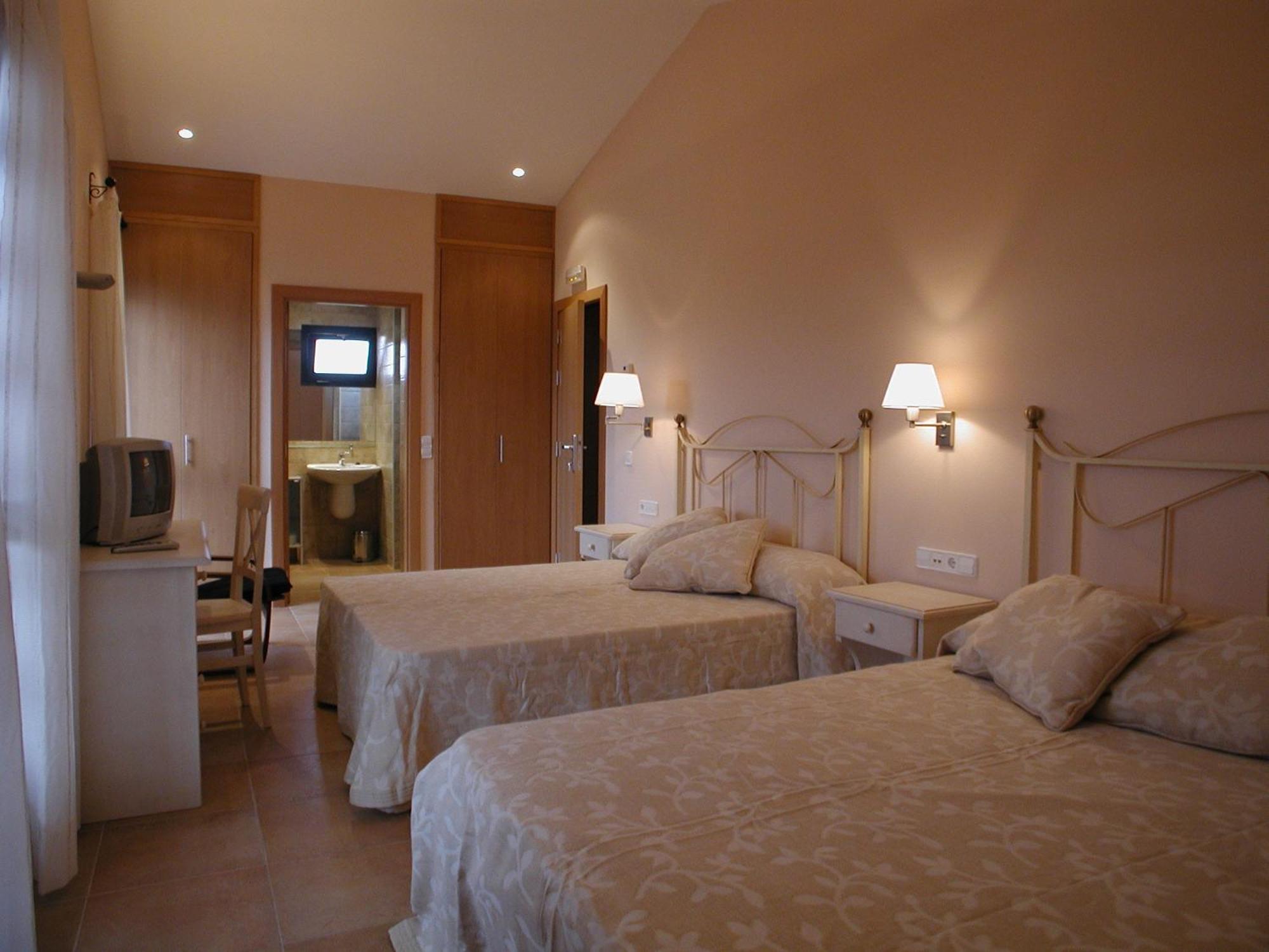 Hotel Era Conte Bierge Quarto foto